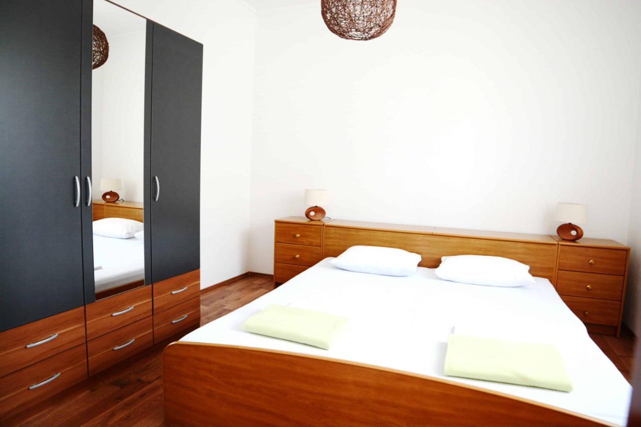 Apartman Verde Pridraga Buitenkant foto